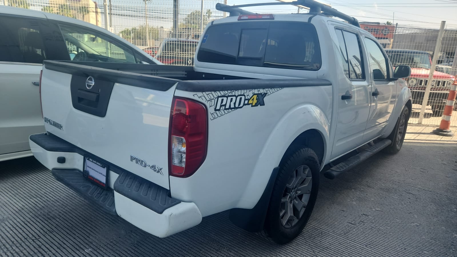 2019 Nissan Comerciales NP300 Frontier Pick-Up 4 pts. Pro 4x, Doble Cab., V6, 4.0l, TA, a/ac., piel, RA-18
