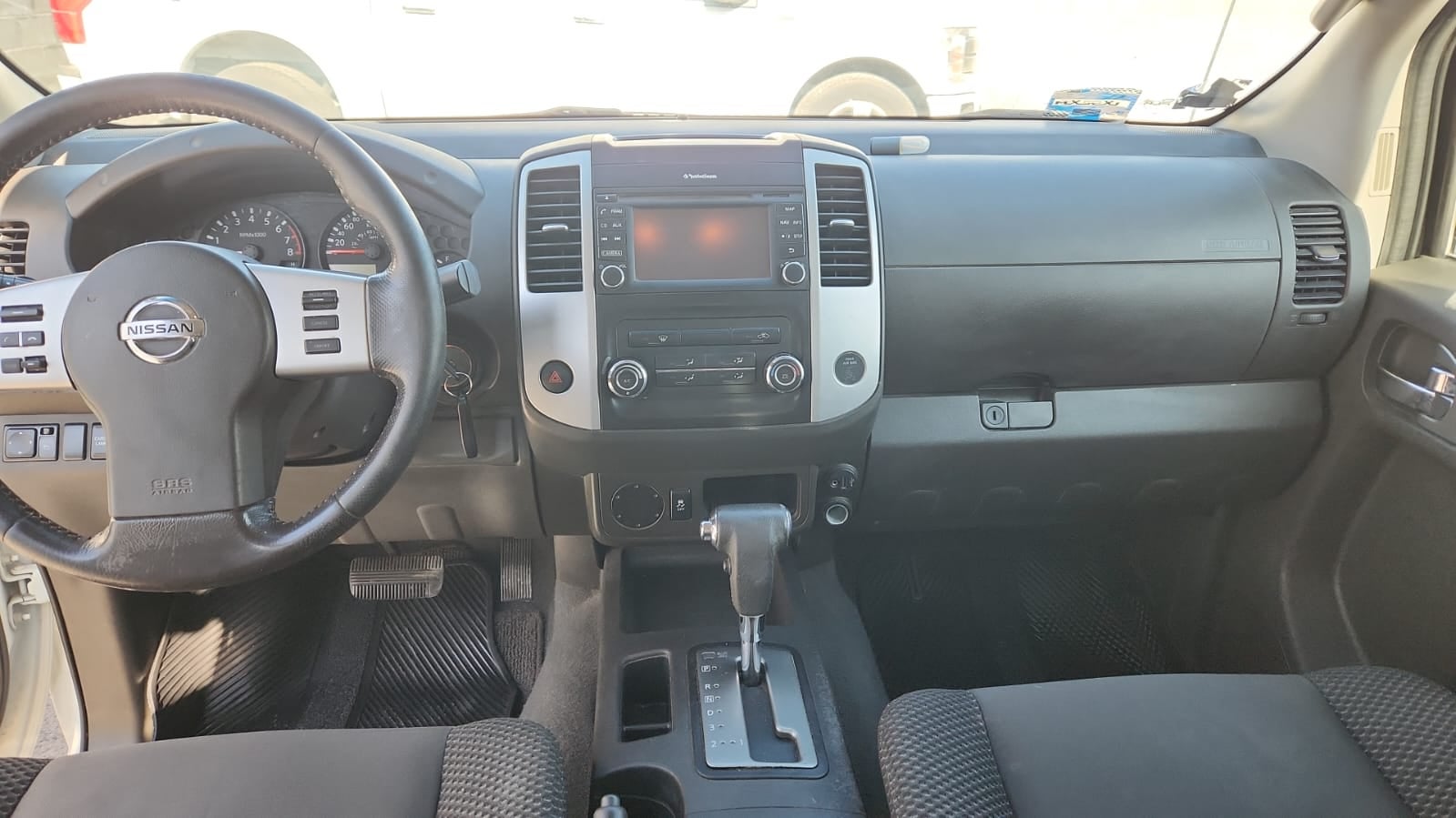2019 Nissan Comerciales NP300 Frontier Pick-Up 4 pts. Pro 4x, Doble Cab., V6, 4.0l, TA, a/ac., piel, RA-18