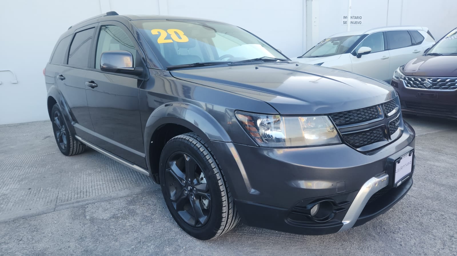 2020 Dodge Journey VUD 5 pts. Sport Plus, 2.4l, TA, VE, piel, QC, DVD, 7 pas., RA-19 (línea anterior)