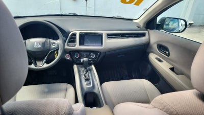 2018 Honda HR-V VUD 5 pts. Epic, TA, QC, f. niebla, RA-17 (línea anterior)