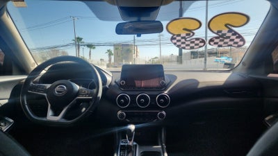 2023 Nissan Sentra 4 pts. SR, TA, a/ac., QC, s. Bose, f. led, RA-18