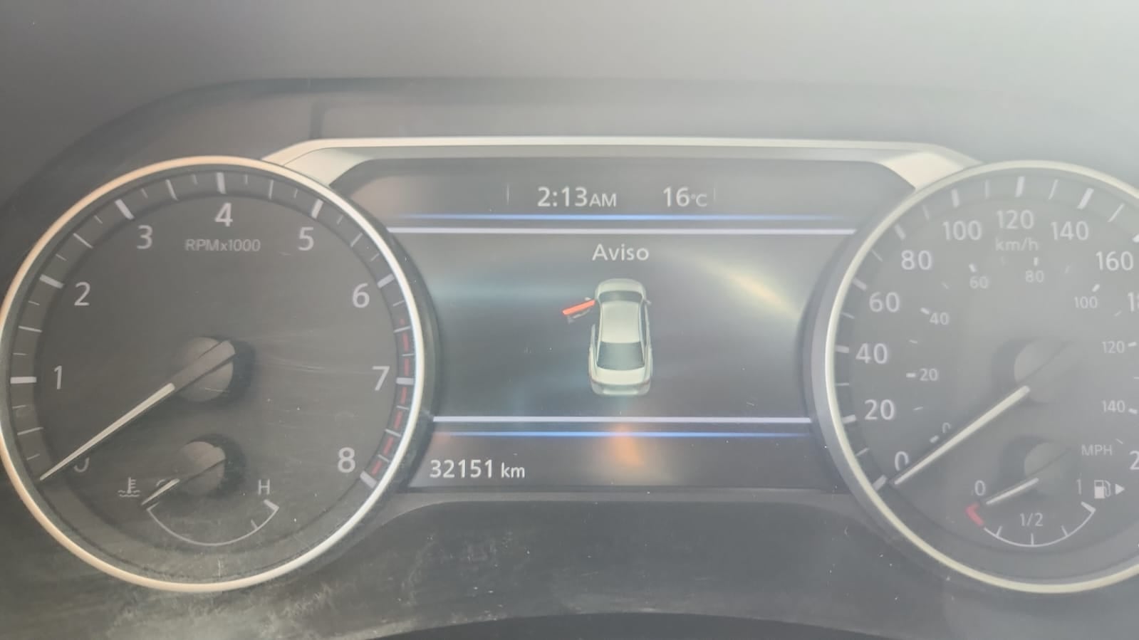 2023 Nissan Sentra 4 pts. SR, TA, a/ac., QC, s. Bose, f. led, RA-18