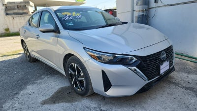 2024 Nissan Sentra 4 pts. Advance, TM6, a/ac., f. niebla, RA-16