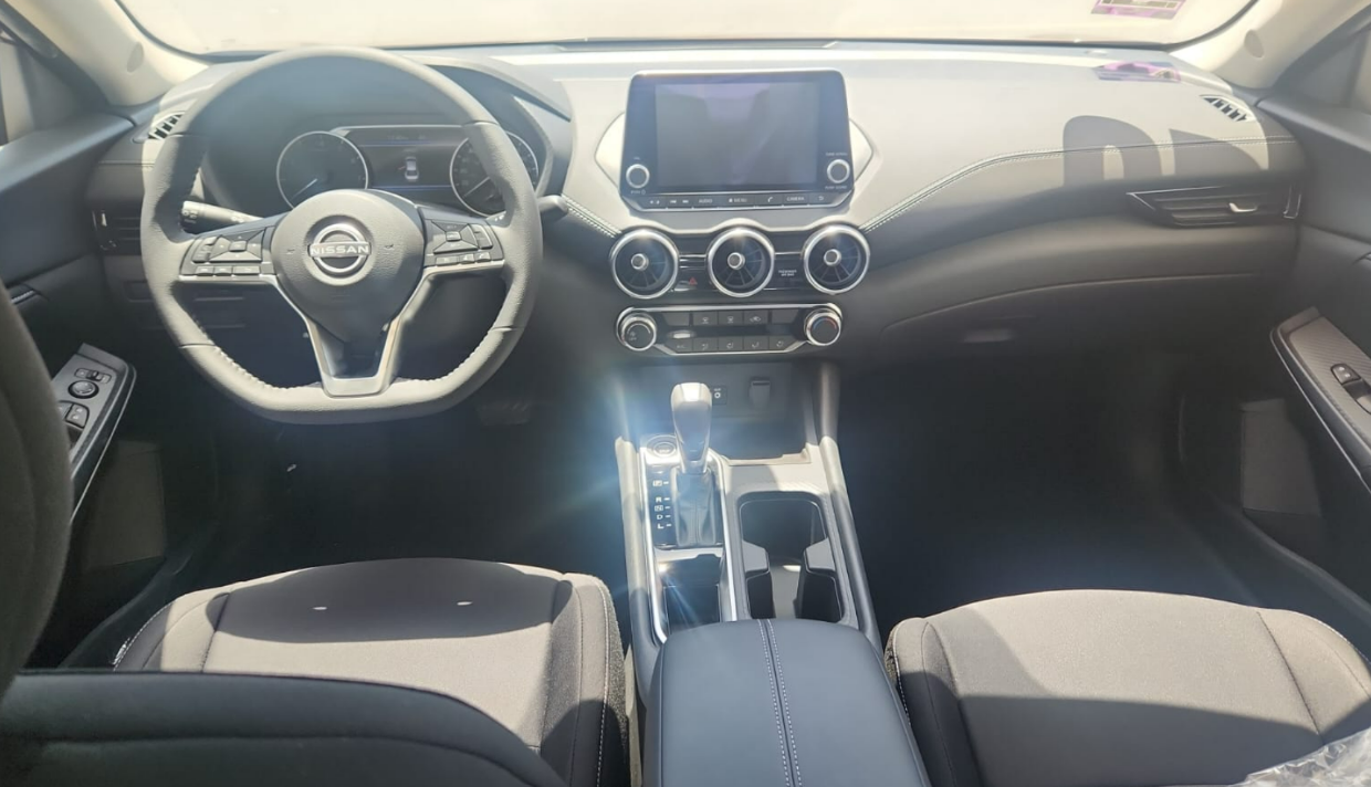 2025 Nissan Sentra ADVANCE CVT