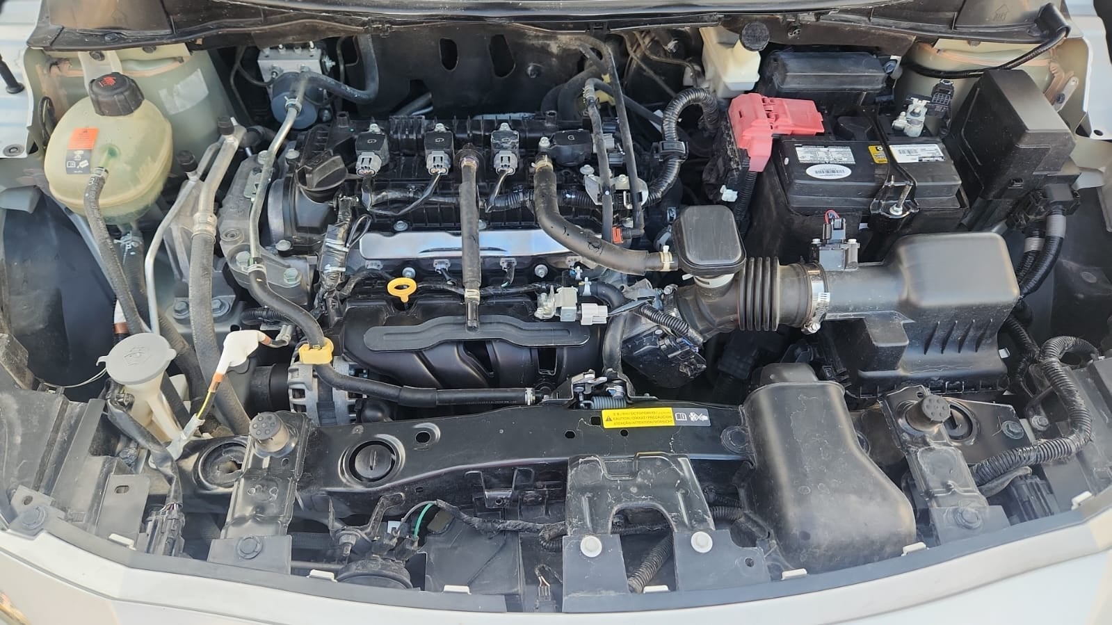 2020 Nissan Versa 4 pts. Platinum, TA, a/ac. Aut., VE, piel, GPS, f. led, RA-17 (línea nueva)