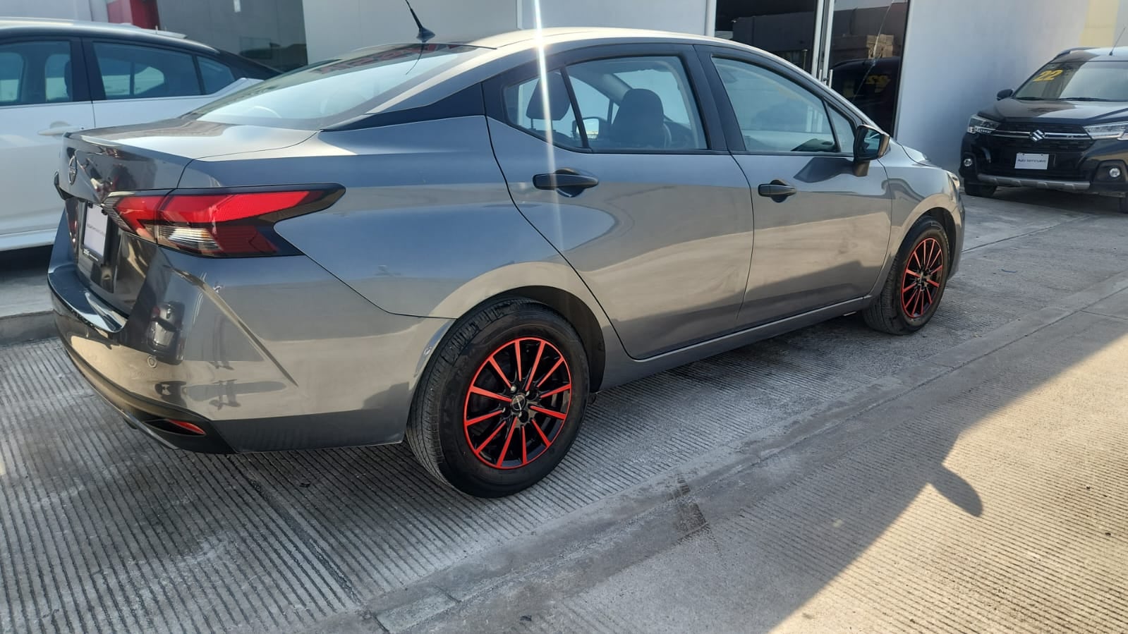 2025 Nissan Versa SENSE CVT
