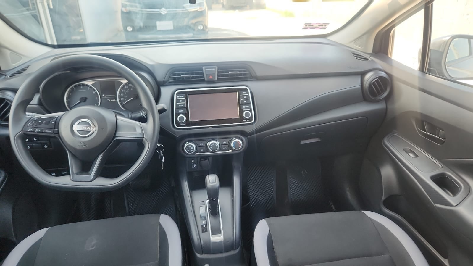2025 Nissan Versa SENSE CVT