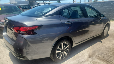 2025 Nissan Versa ADVANCE CVT