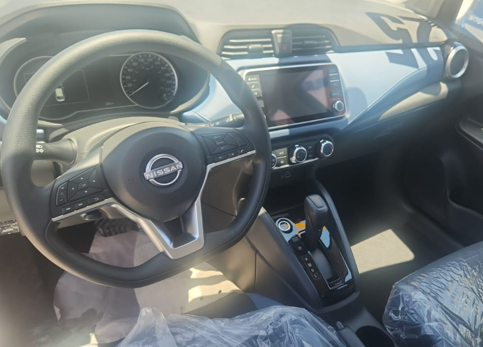 2025 Nissan Versa ADVANCE CVT