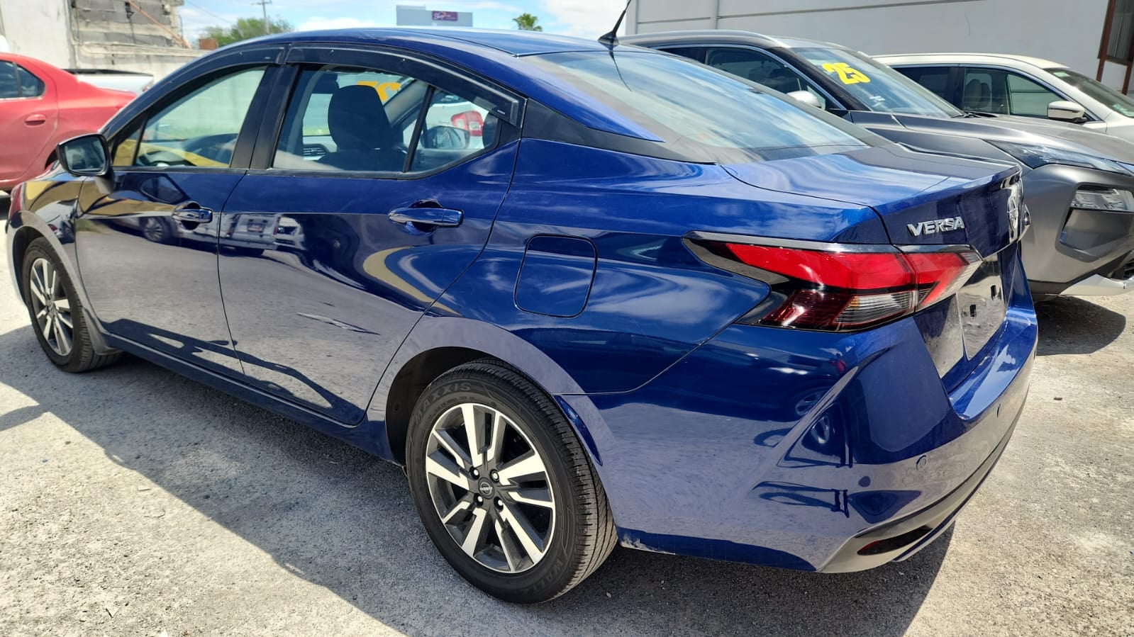 2025 Nissan Versa ADVANCE CVT 2025 DEMO