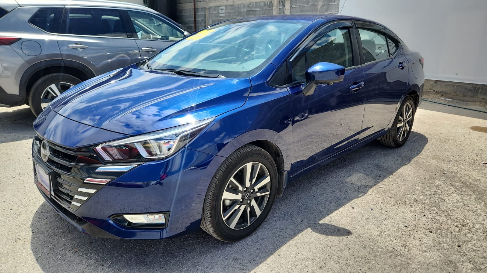 2025 Nissan Versa ADVANCE CVT 2025 DEMO