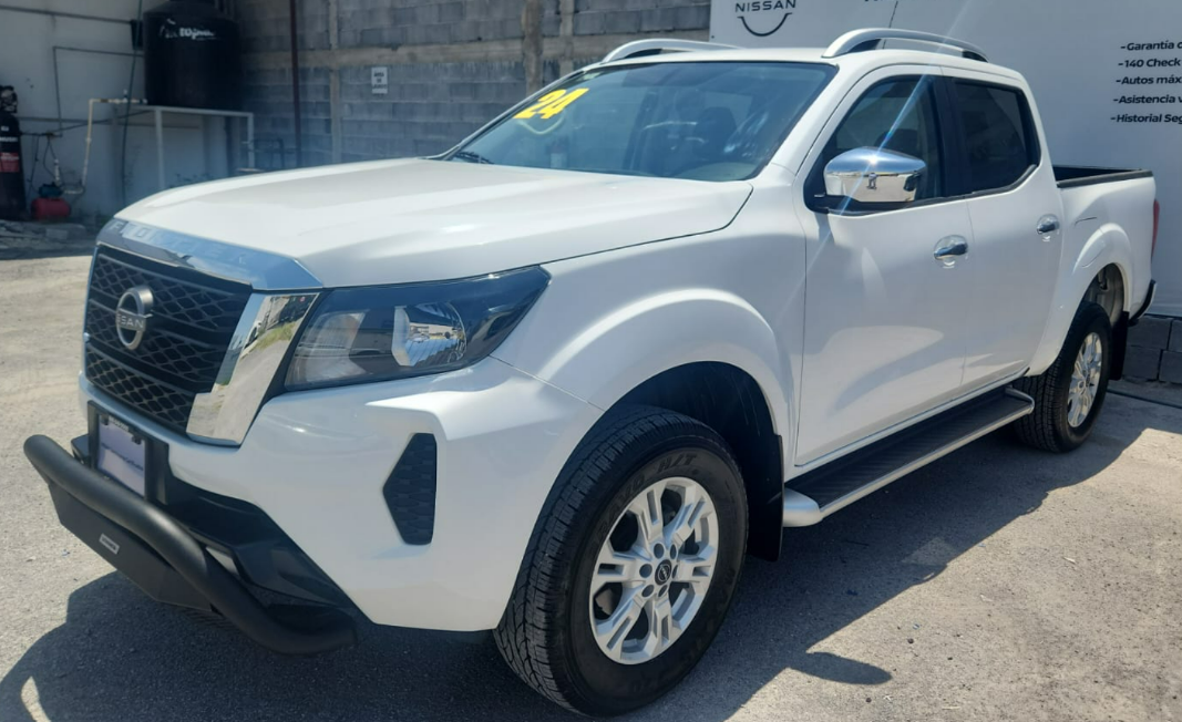 2024 Nissan Comerciales Frontier y NP 300 Frontier Pick-Up Frontier LE automatica