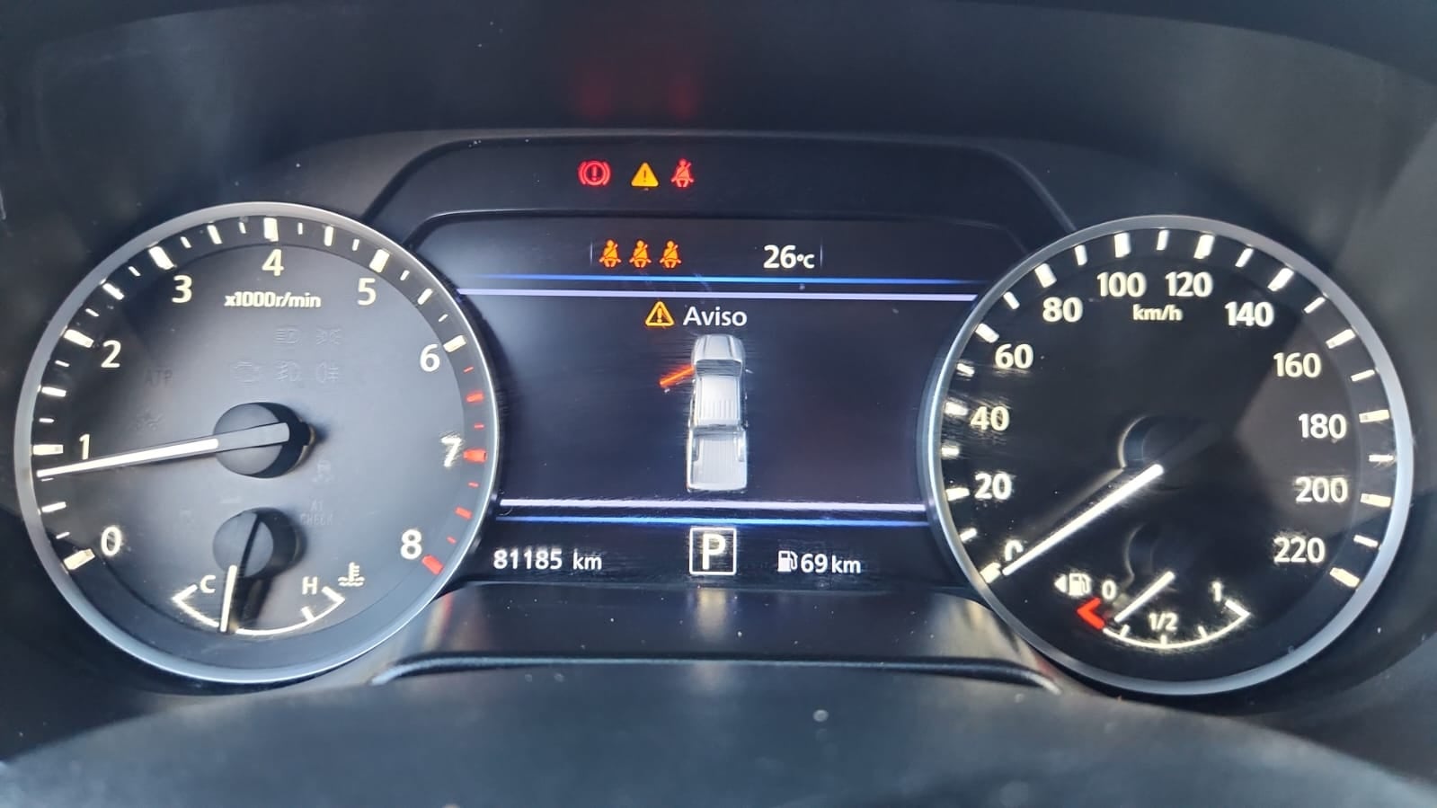 2022 Nissan Comerciales Frontier y NP 300 Frontier Pick-Up 4 pts. Frontier Platinum LE, Doble Cab., L4, 2.5l, TA, a/ac., piel, f. led, RA-18
