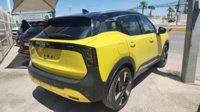 2025 Nissan Kicks VUD 5 pts. Platinum, 2.0l, TA, TP, s. Bose, pantalla touch 12