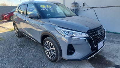 2024 Nissan Kicks VUD 5 pts. Exclusive, 1.6l, TA, a/ac. Aut., piel, GPS, RA-17 (línea anterior)