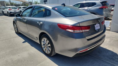 2018 Kia Optima 4 pts. EX, 2.4l, TA, a/ac. Aut., piel, GPS, RA-17