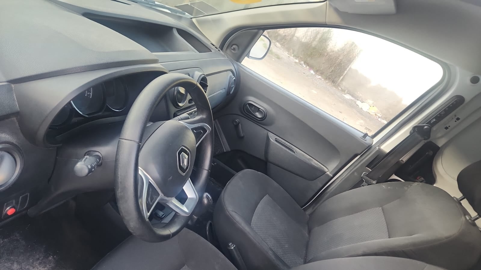 2023 Renault Comerciales Kangoo Furgoneta 4 pts. Intens, 115 HP, TM5, a/ac.