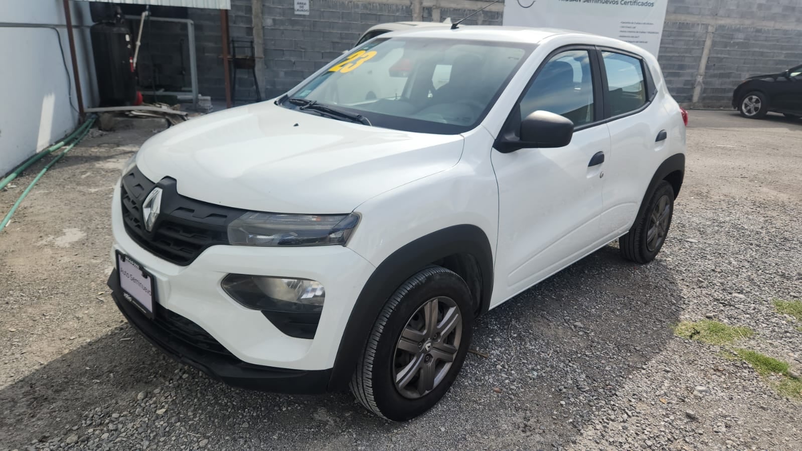 2023 Renault Kwid 5 pts. HB Intens, TM5, a/ac., R-14
