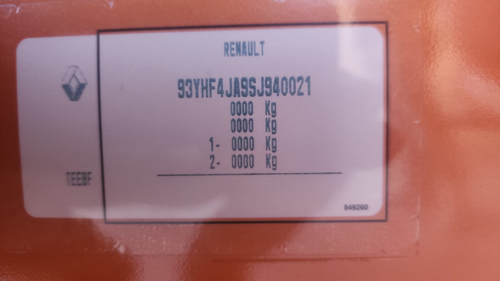 2025 Renault Kardian VUD 5 pts. Premiere Edition, 1.0T, TA, a/ac., f. niebla, RA-17 bitono