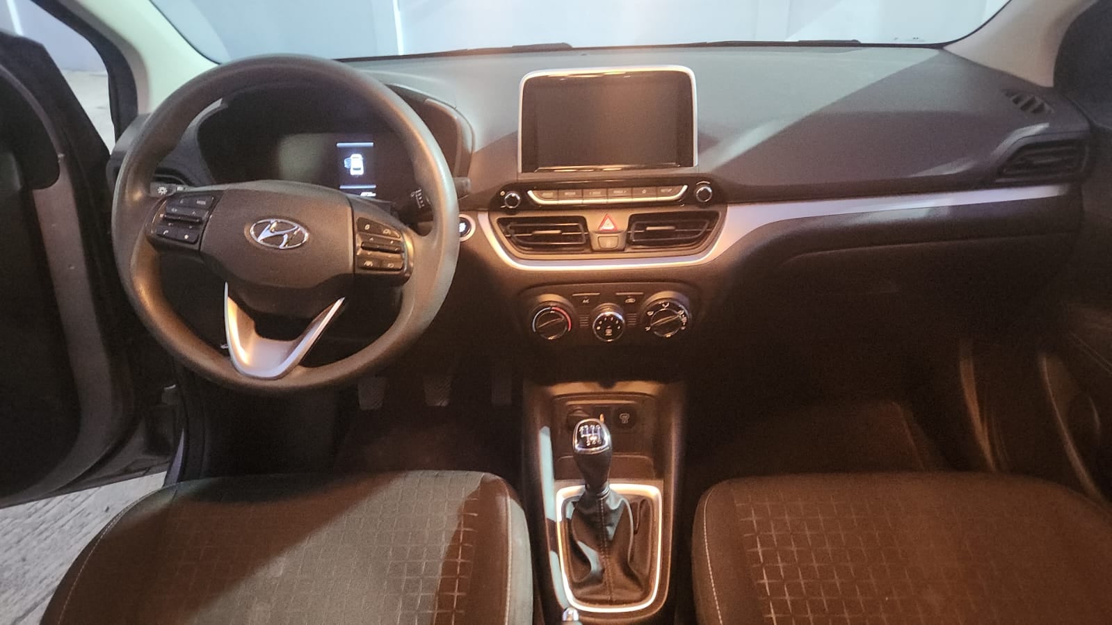 2023 Hyundai HB20 4 pts. GL, 1.6l, TM6, a/ac., RA-15