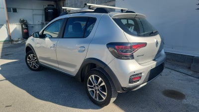 2024 Renault Sandero y Stepway 5 pts. HB Stepway Intens, 1.6l, TM5, a/ac., cámara reversa, RA-16