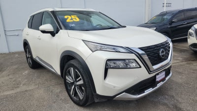 2025 Nissan X-Trail VUD 5 pts. Platinum, TA, piel, QCP, GPS, RA-19