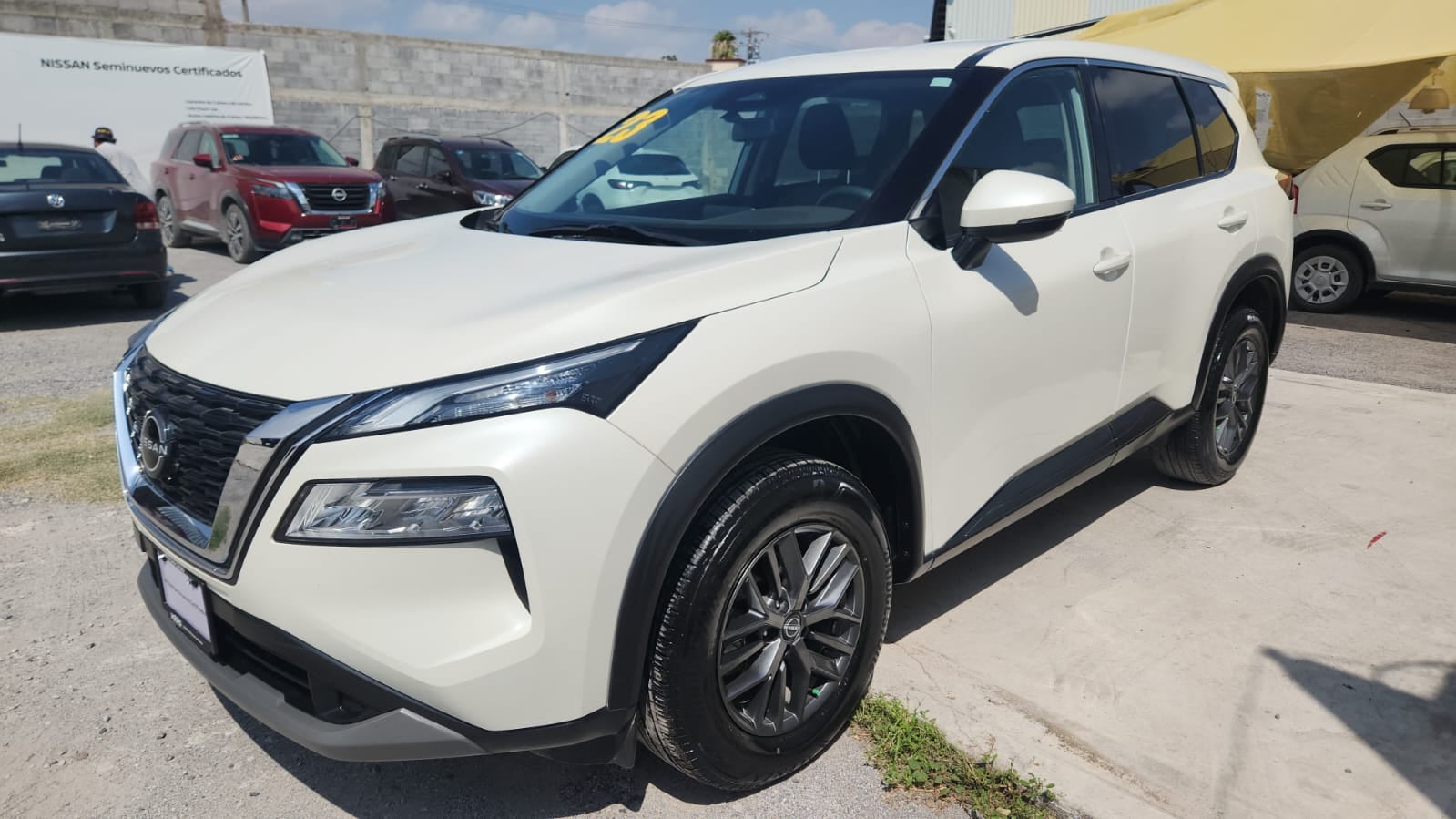 2023 Nissan X-Trail VUD 5 pts. Advance, TA, RA-17 (línea nueva)