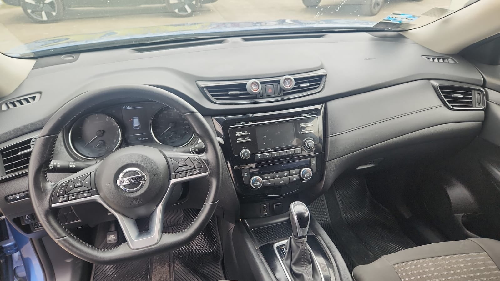 2020 Nissan X-Trail VUD 5 pts. Advance, TA, QCP, 5 pas., RA-18 (cambio de línea)