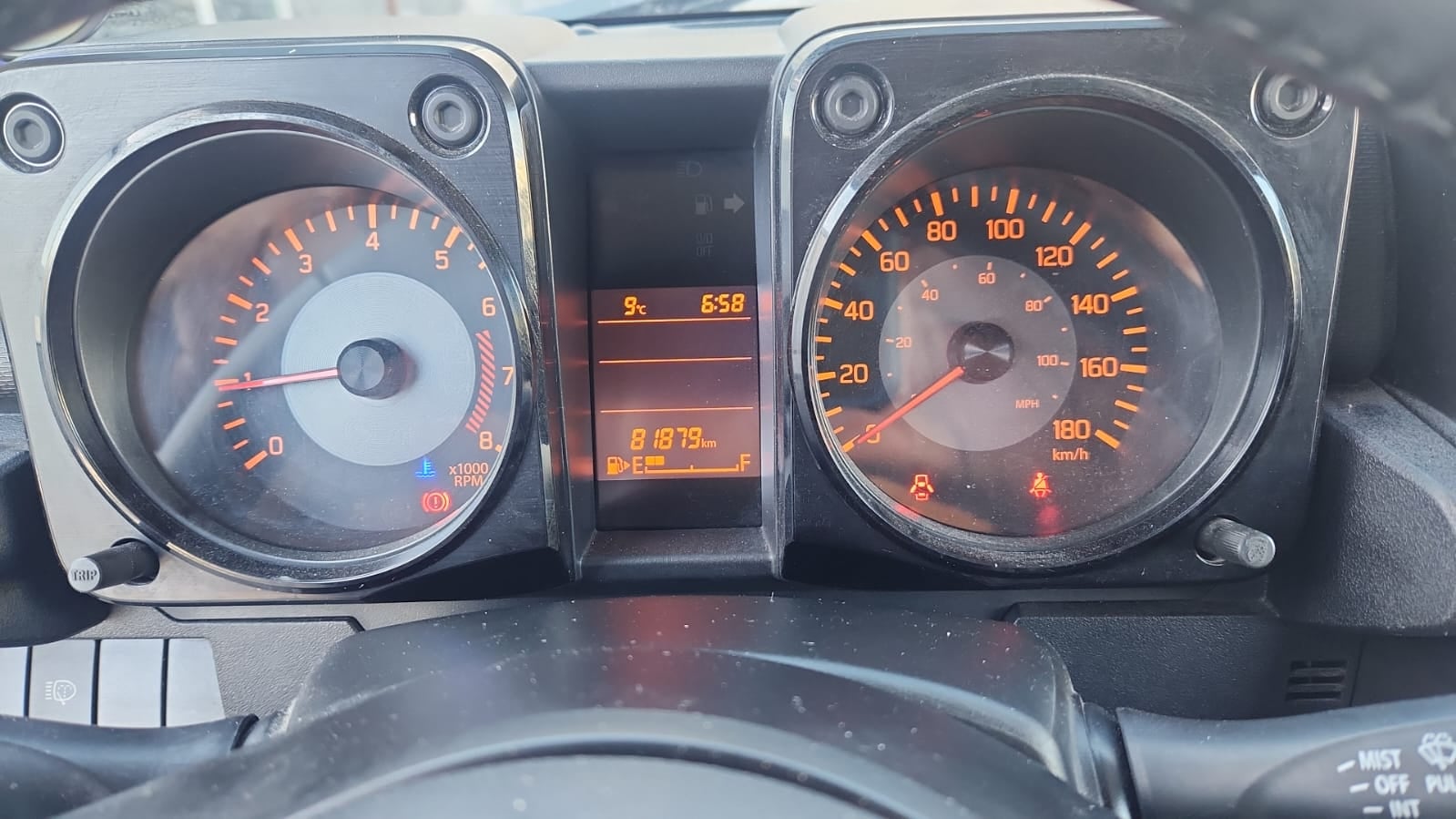 2021 Suzuki Jimny VUD 4x4 3 pts. GLX, 1.5l, TM5, a/ac. Aut., RA-17