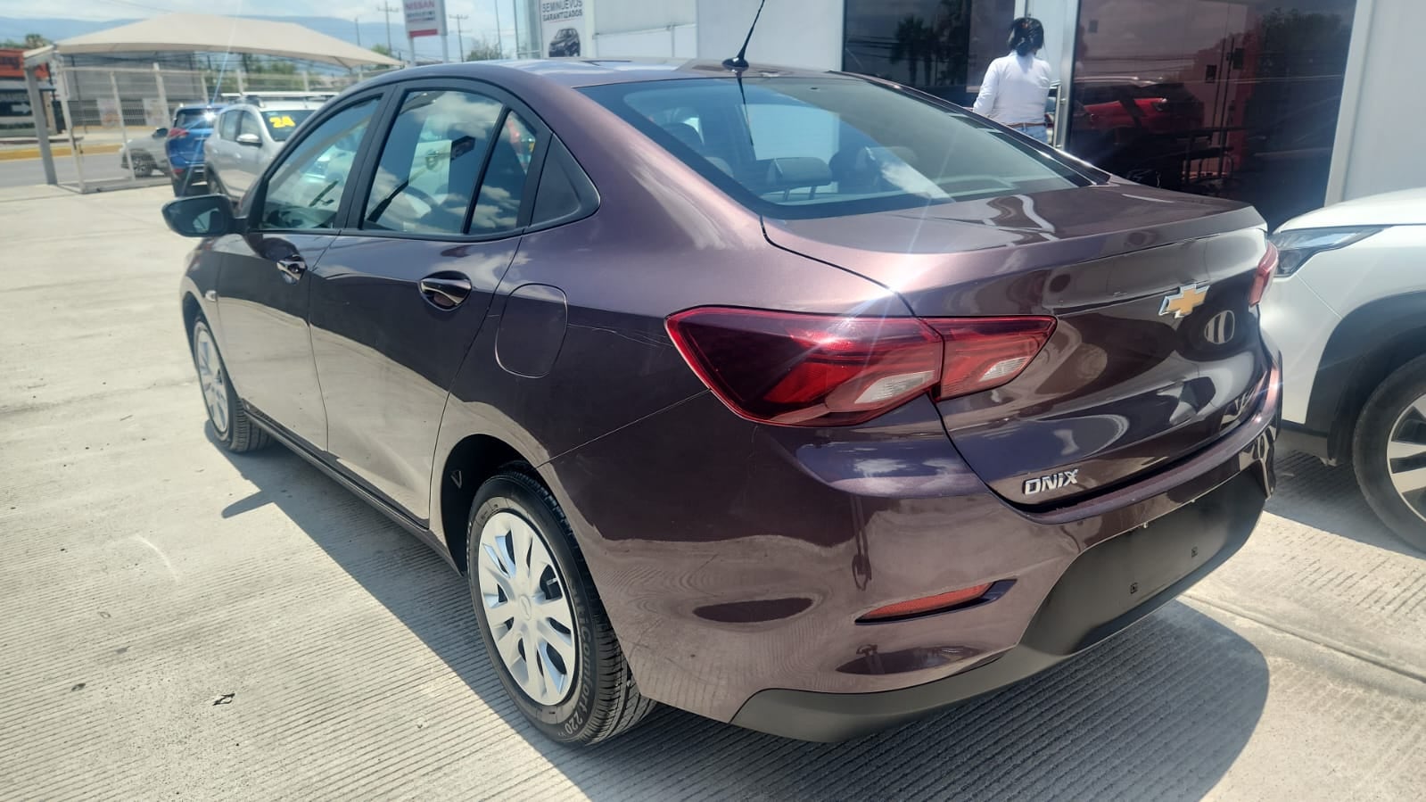 2024 Chevrolet Onix 4 pts. LS, 1.0T, TA, a/ac., BA, R-15