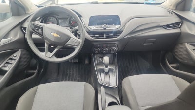 2023 Chevrolet Onix 4 pts. LT, 1.0T, TA, a/ac. Aut., VE, BA, RA-16