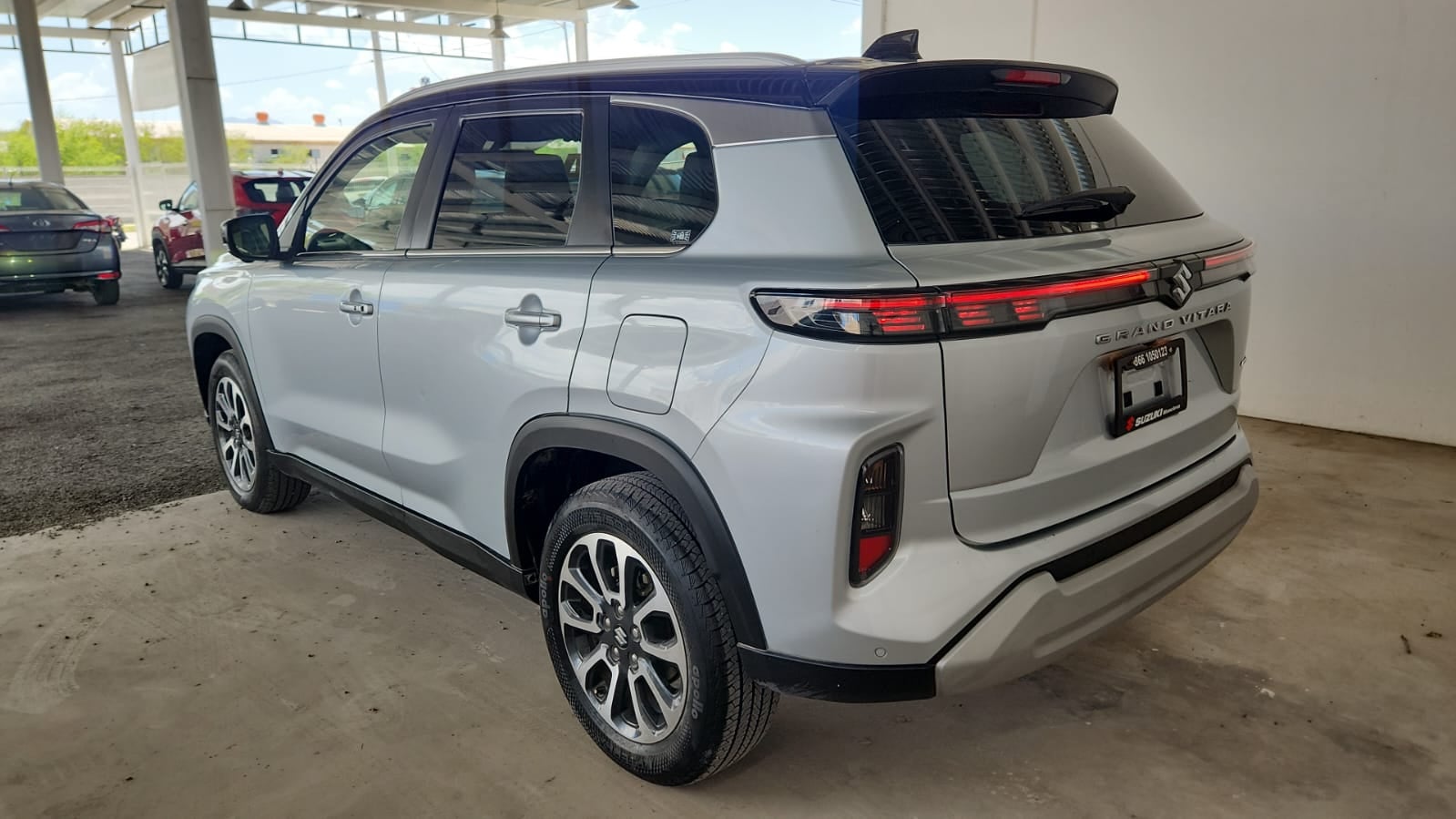 2024 Suzuki Grand Vitara VUD 5 pts. Boostergreen GLX, MHEV, 1.5l, TA, BA, RA-17 (línea nueva)