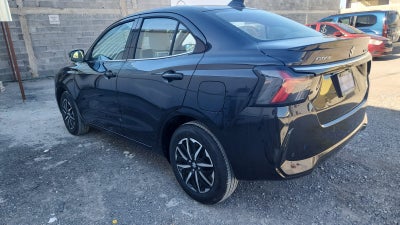 2026 Suzuki Dzire 4 pts. GLX, 1.2l, TA, pantalla touch 9