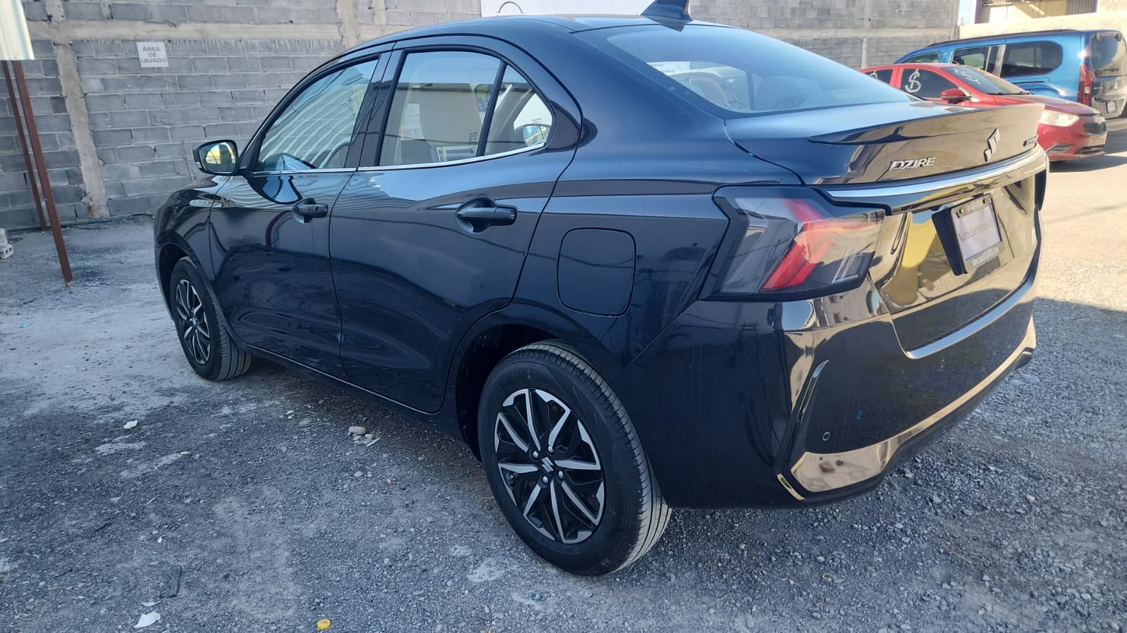 2026 Suzuki Dzire 4 pts. GLX, 1.2l, TA, pantalla touch 9