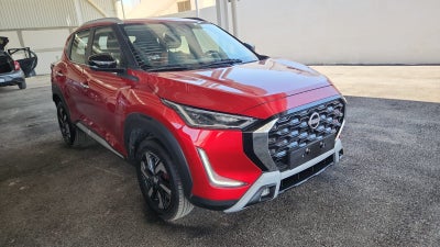 2025 Nissan Magnite VUD 5 pts. Exclusive, 1.0T, TM5, piel, RA-16