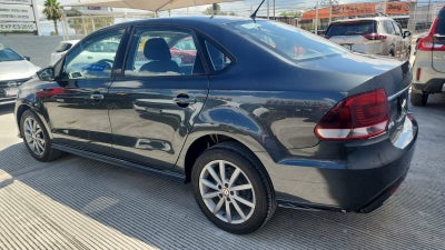 2022 Volkswagen Vento 4 pts. Join, TM5, a/ac., cámara reversa, RA-16