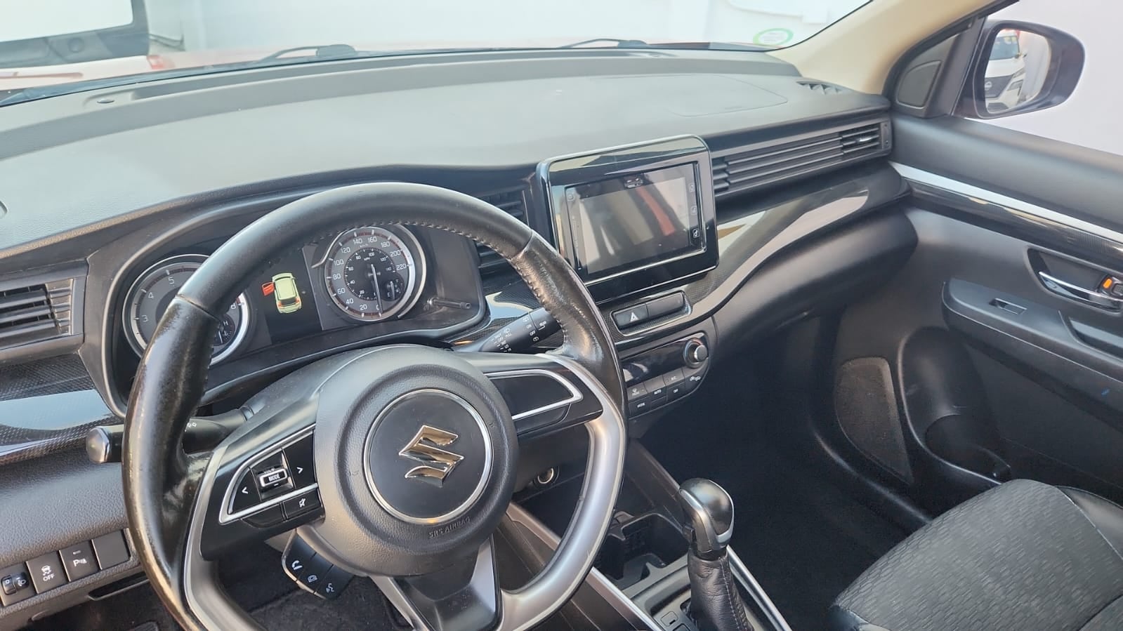 2021 Suzuki Ertiga Minivan 5 pts. XL7, 1.5l, TA, a/ac., f. led, RA-16