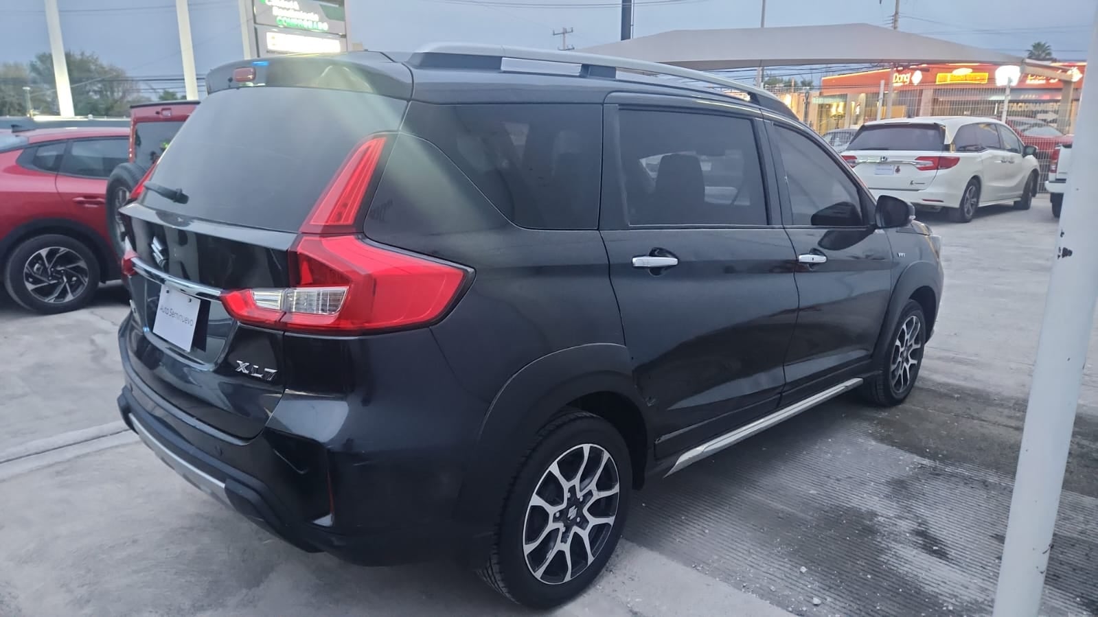 2022 Suzuki Ertiga Minivan 5 pts. XL7 GLX, 1.5l, TA, a/ac., f. led, RA-16