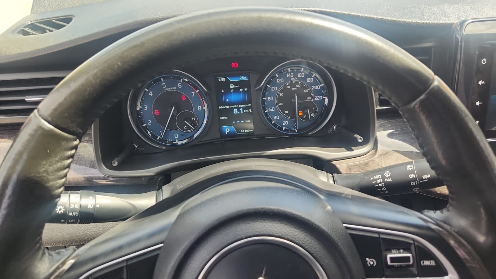 2023 Suzuki Ertiga Minivan 5 pts. Boostergreen GLX, MHEV, 1.5l, TM5, a/ac. Aut., ctrl. crucero, RA-16