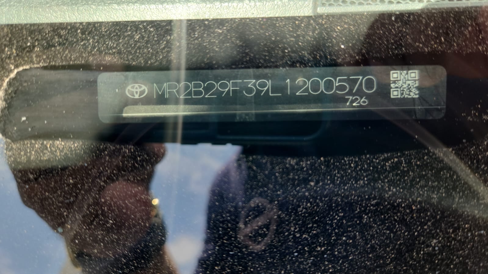 2020 Toyota Yaris 4 pts. S, TM5, a/ac., astos. deportivos, f. niebla, RA-15