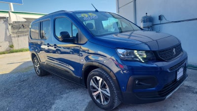 2025 Peugeot Rifter Minivan 5 pts. GT PureTech, 1.2T, TA, a/ac., 7 pas., R-16 (línea anterior)