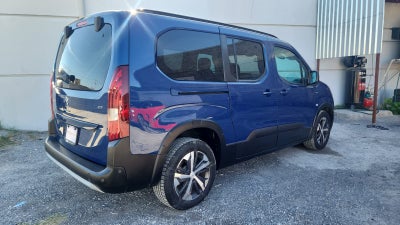 2025 Peugeot Rifter Minivan 5 pts. GT PureTech, 1.2T, TA, a/ac., 7 pas., R-16 (línea anterior)