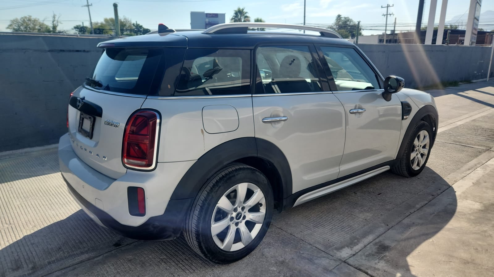2022 MINI Countryman VUD 5 pts. Classic, L3, 136 HP, 1.5T, TA, TP, RA-17 (cambio de línea)