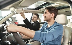 Schedule a test drive at Nissan Monclova in Monclova, Coahuila de Zaragoza, México.